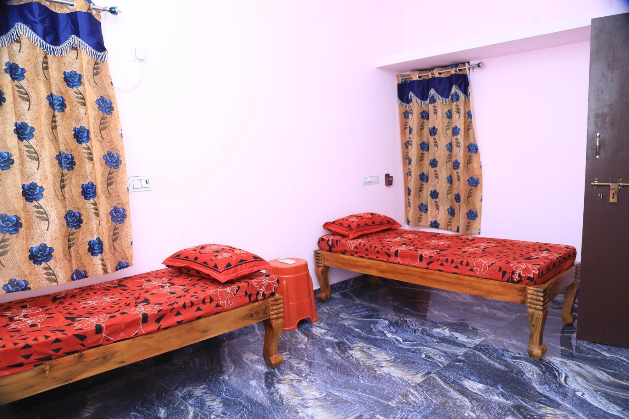 Tiruvannāmalai Unga Veedu Pay And Stay מראה חיצוני תמונה